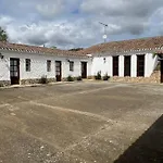 Requejo Cerca De Benavente Tr 49426 Villa *
