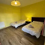 Requejo Cerca De Benavente Tr 49426 Villa