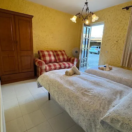 Vila Requejo Cerca De Benavente Tr 49426 *