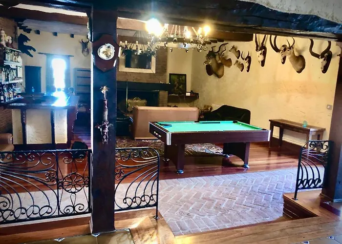 Requejo Cerca De Benavente Tr 49426 *