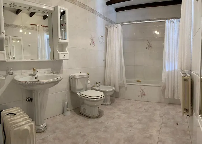 Requejo Cerca De Benavente Tr 49426 Manganeses de la Polvorosa